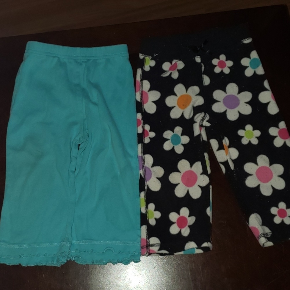 2 pairs of pants 18mo